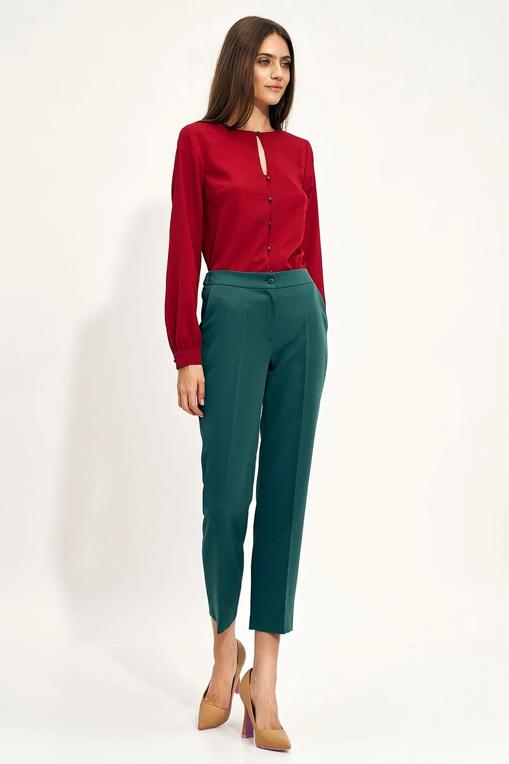 Teardrop Neckline Fitted Shirt
