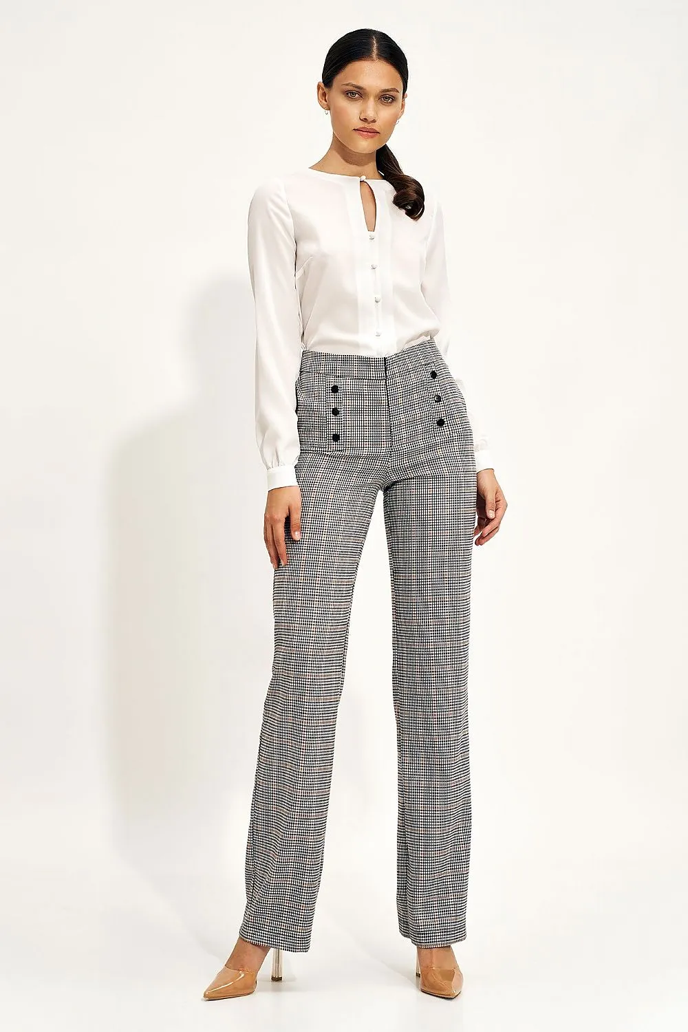 Teardrop Neckline Fitted Shirt