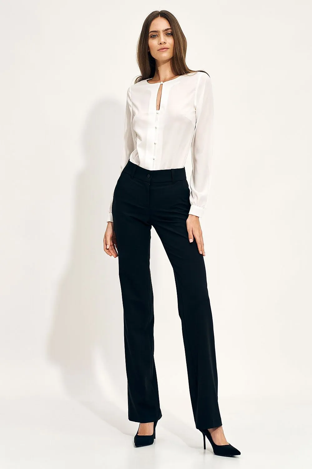 Teardrop Neckline Fitted Shirt
