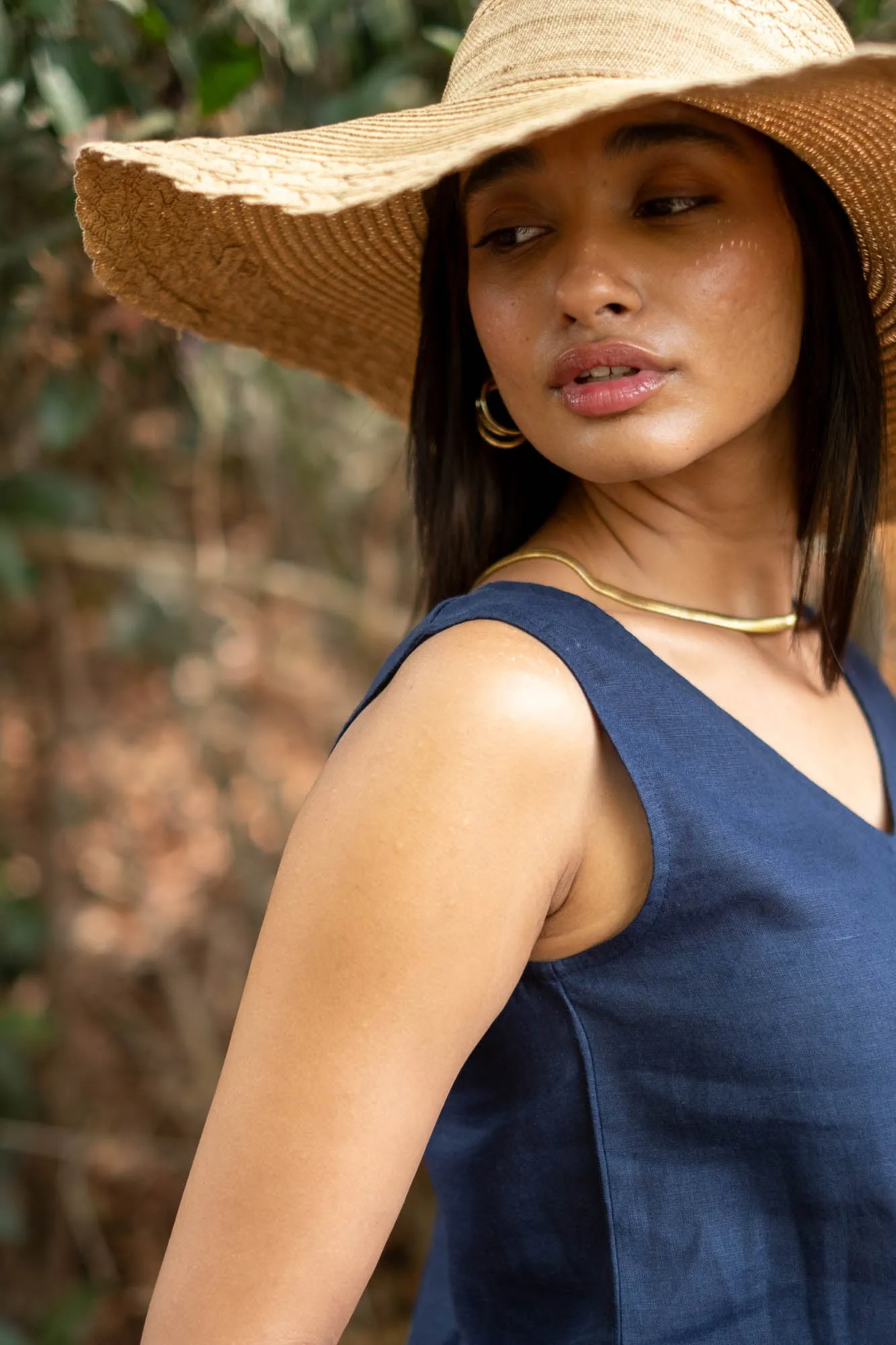 The Linen V Neck Tank
