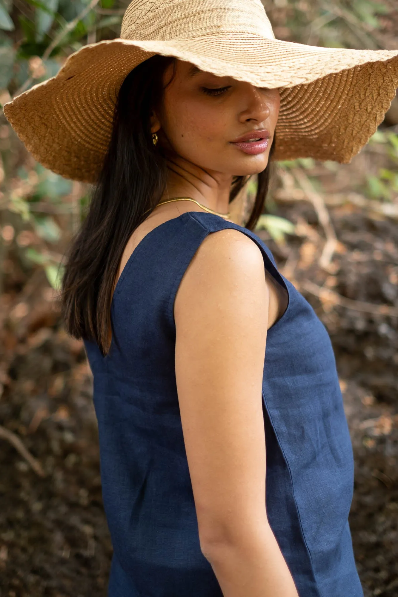 The Linen V Neck Tank