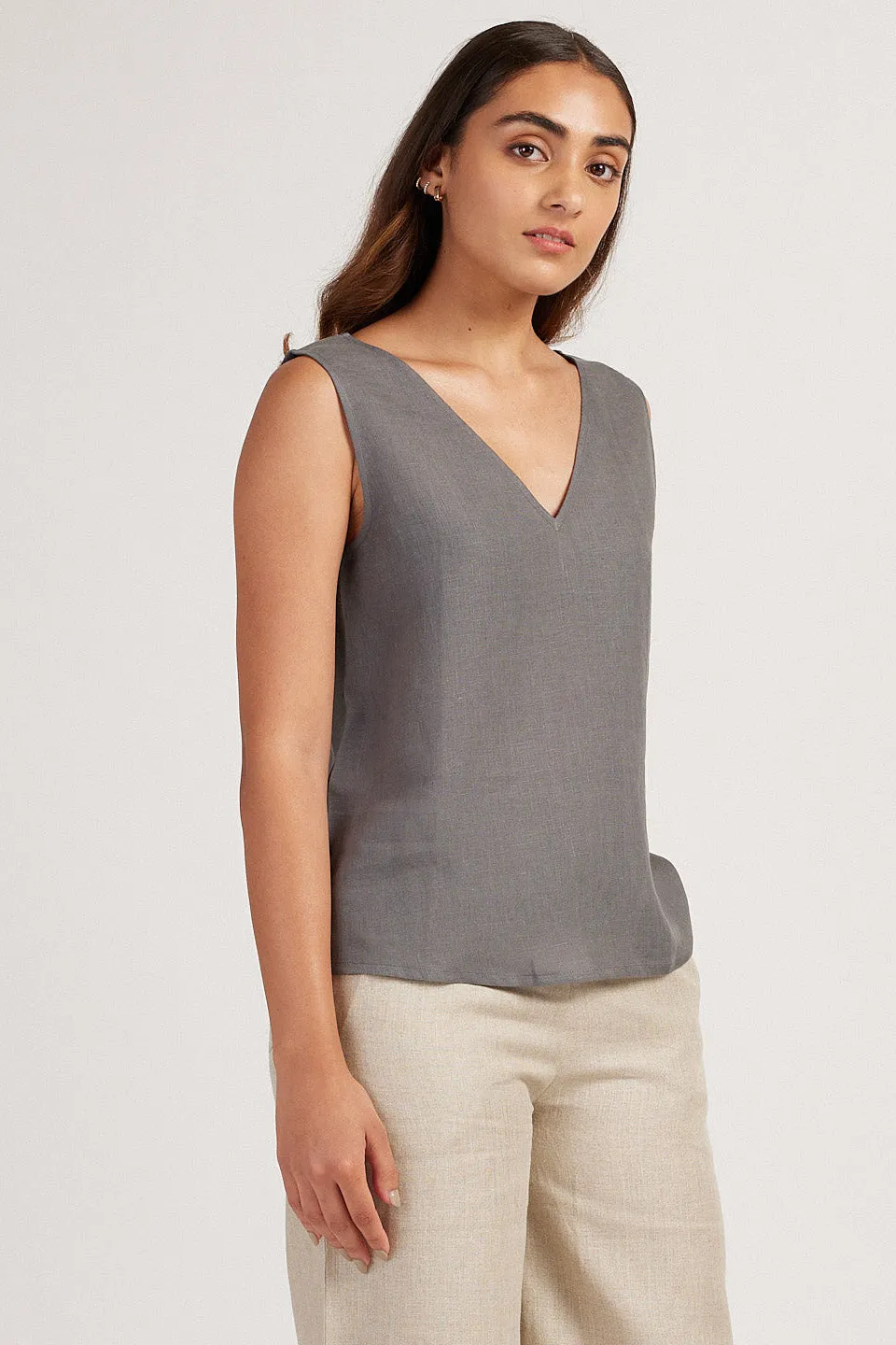 The Linen V Neck Tank
