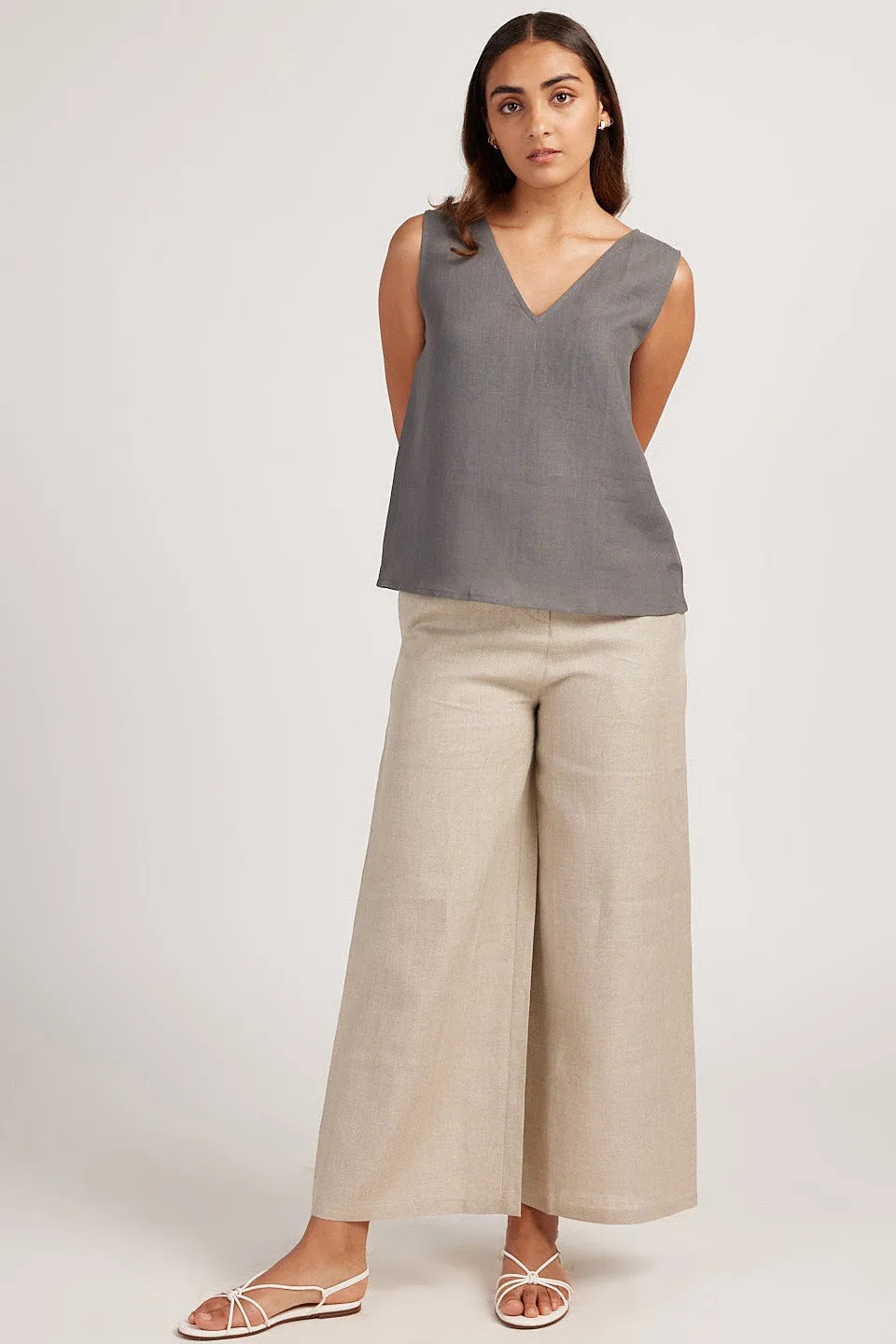 The Linen V Neck Tank