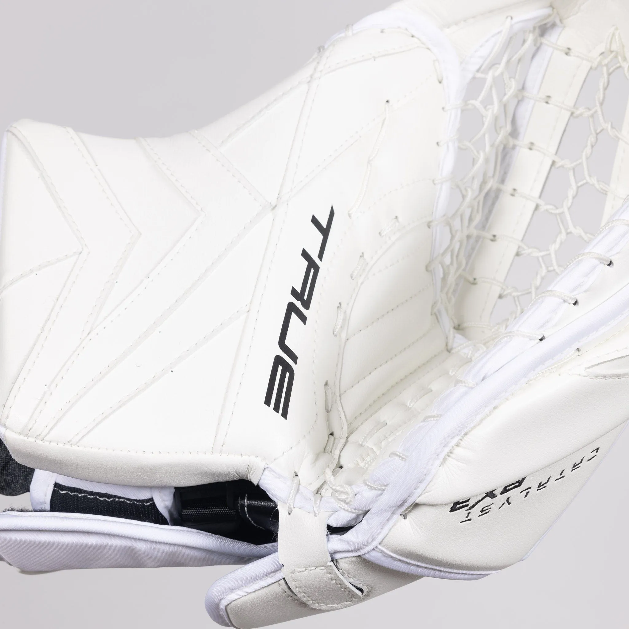 TRUE Catalyst PX3 Senior Goalie Catcher - Domestic 600