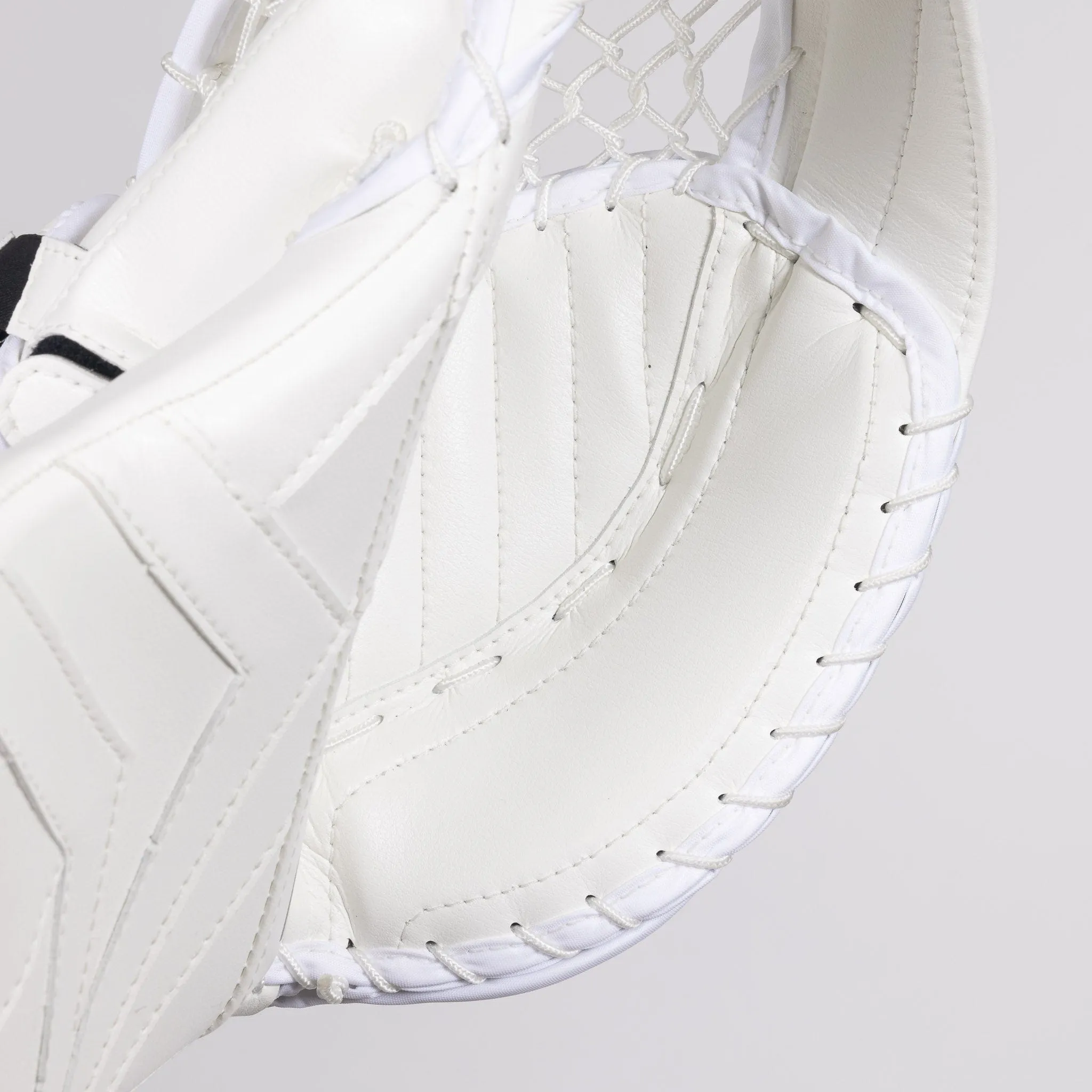 TRUE Catalyst PX3 Senior Goalie Catcher - Domestic 600
