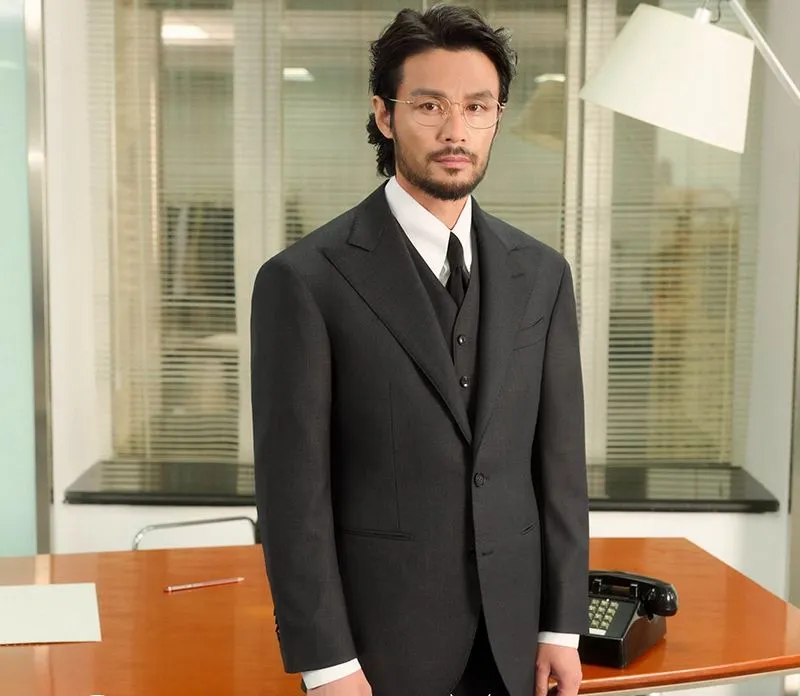 Twill Single-Breasted Suit