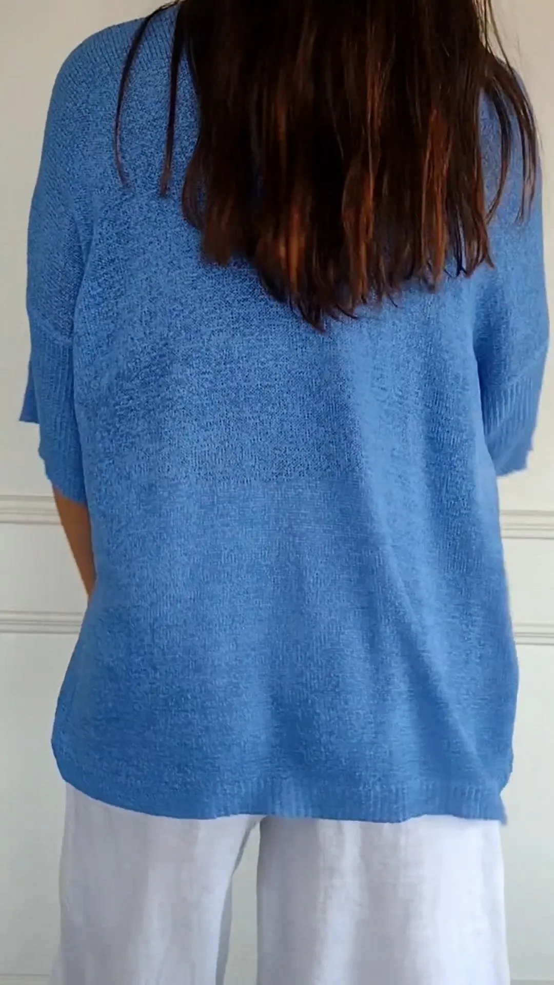 Victoria® | Smooth knit top with V-neck