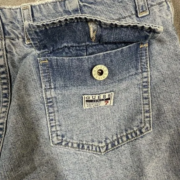 Vintage 90's Guess Jean Shorts Womens 32 Mid Rise Medium Wash Style 11984 USA