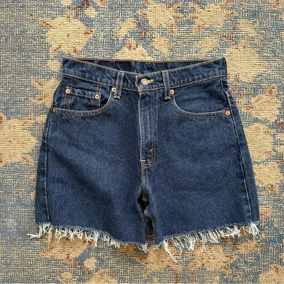 Vintage Levi's 550 Cutoff Shorts 26