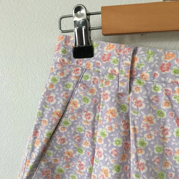 Vintage Mini Floral Pattern Short Sz 8