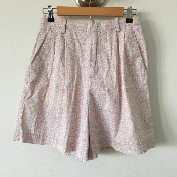 Vintage Mini Floral Pattern Short Sz 8