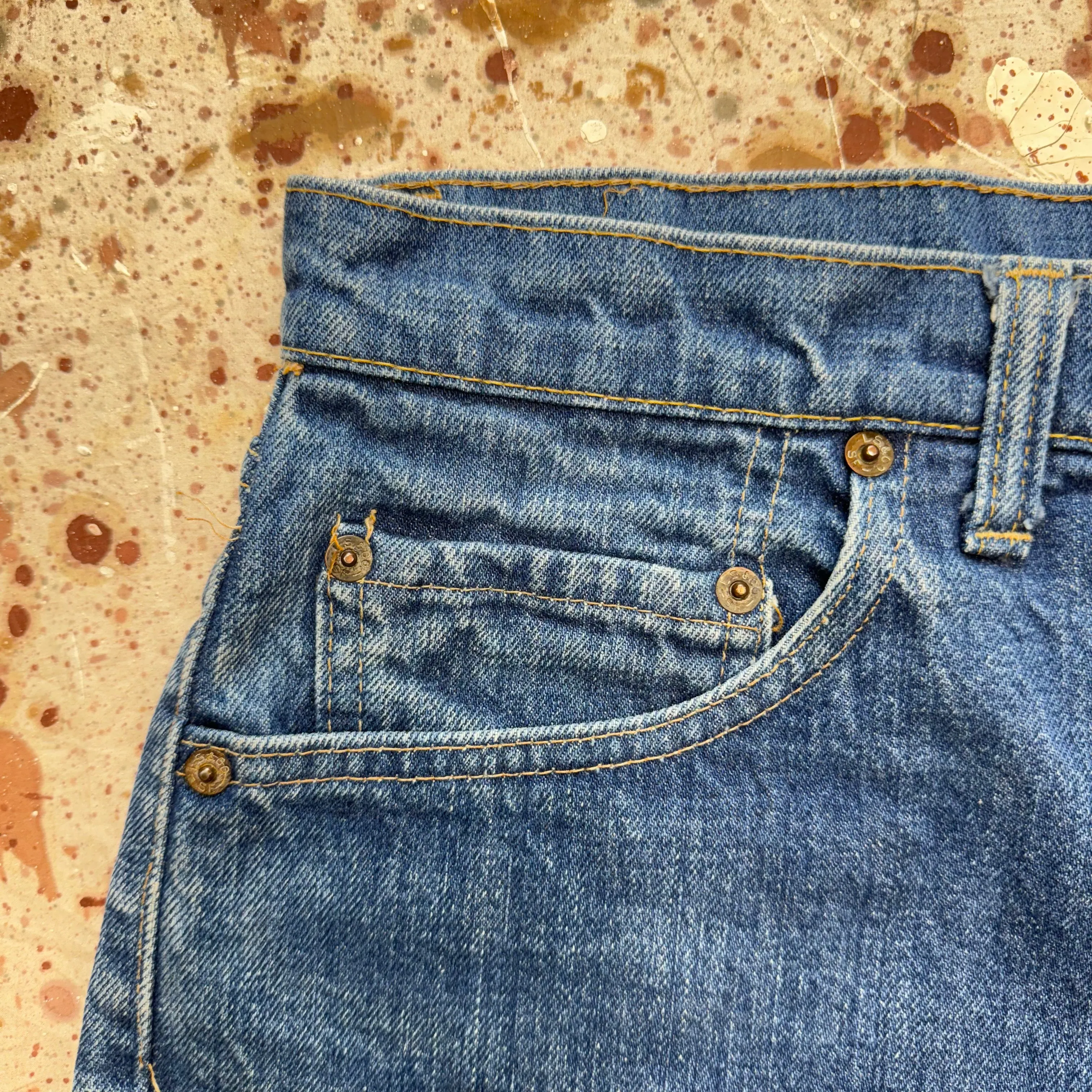 Vintage USA 1970's Levi's 505 Single Stitch Cut Off Shorts (JYJ0524-199)