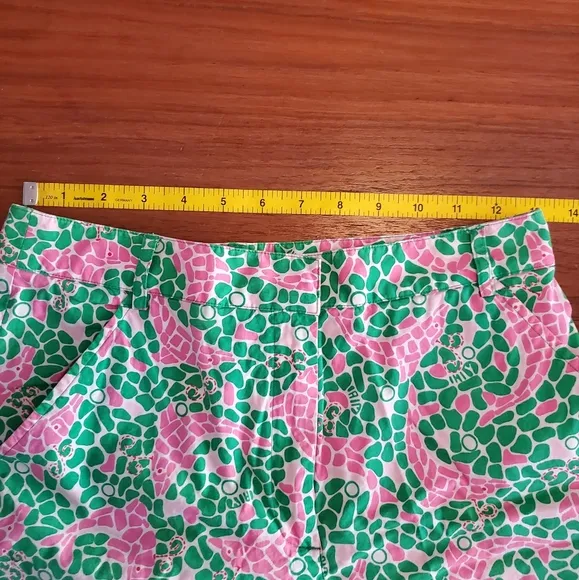 Vintage white label Lilly Pulitzer pink dolphin shorts 4