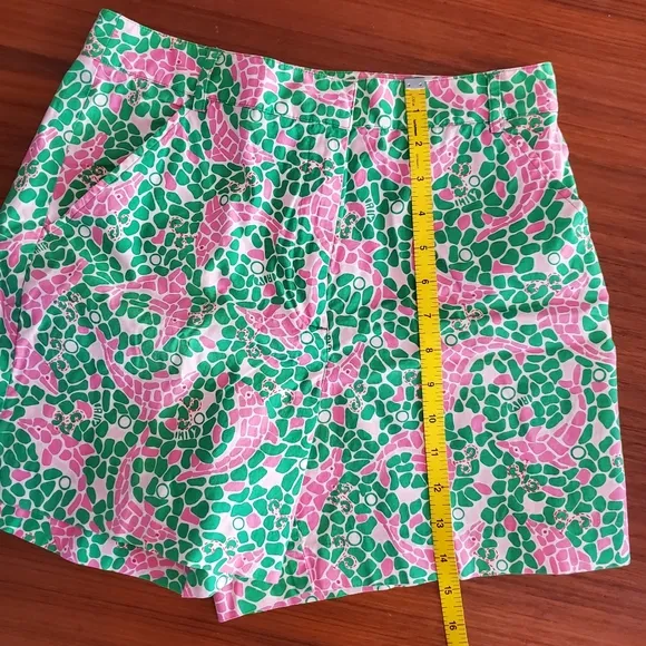 Vintage white label Lilly Pulitzer pink dolphin shorts 4