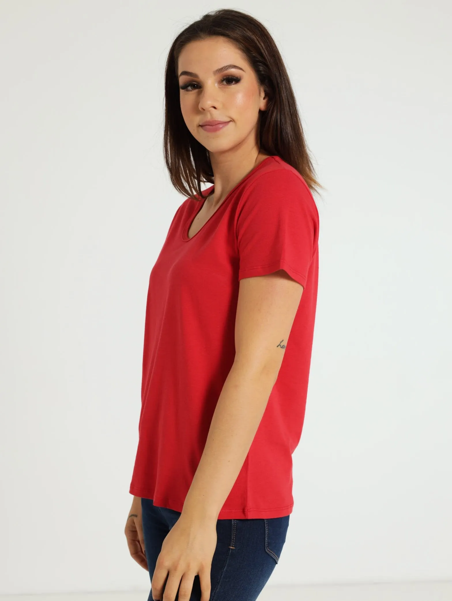 Voop Neck Stretch Tee - Red