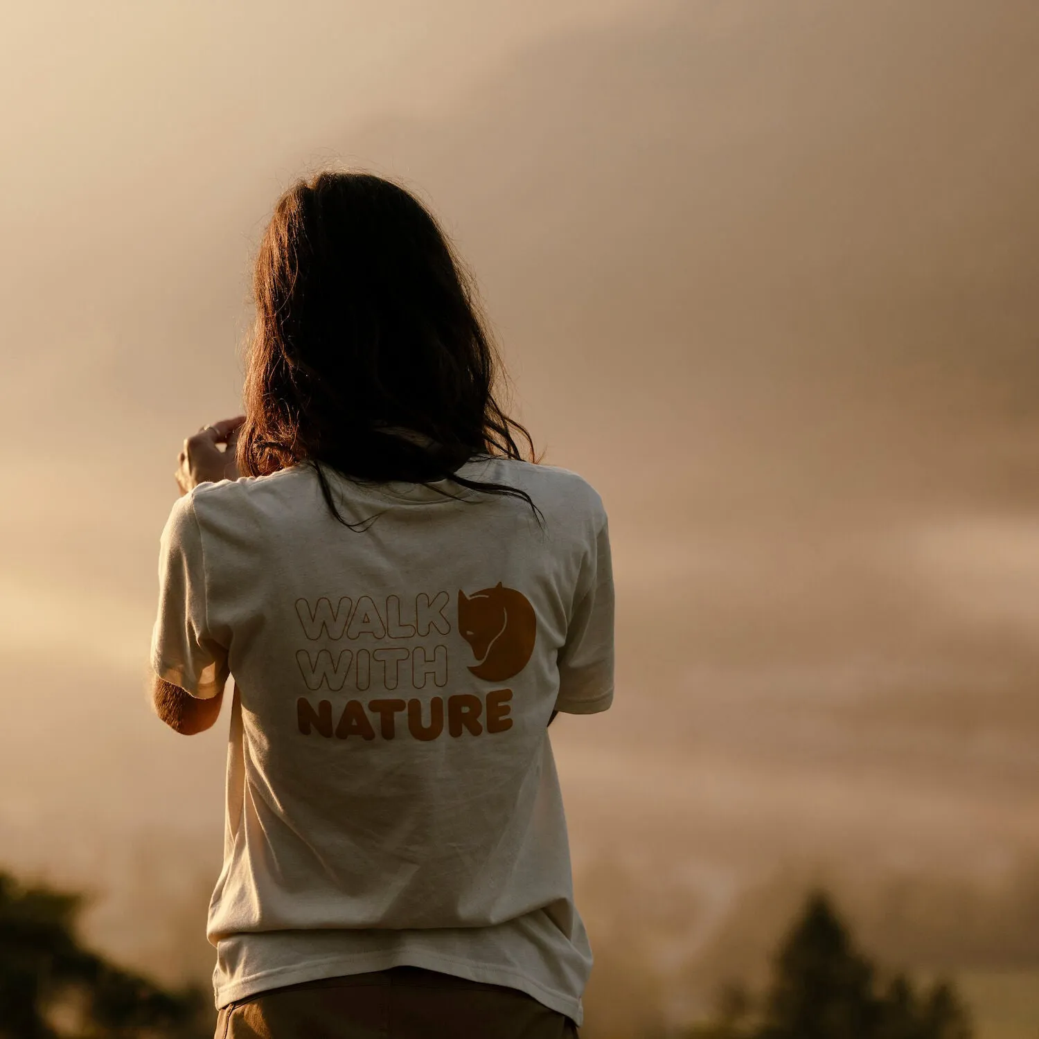 WALK WITH NATURE T-SHIRT W