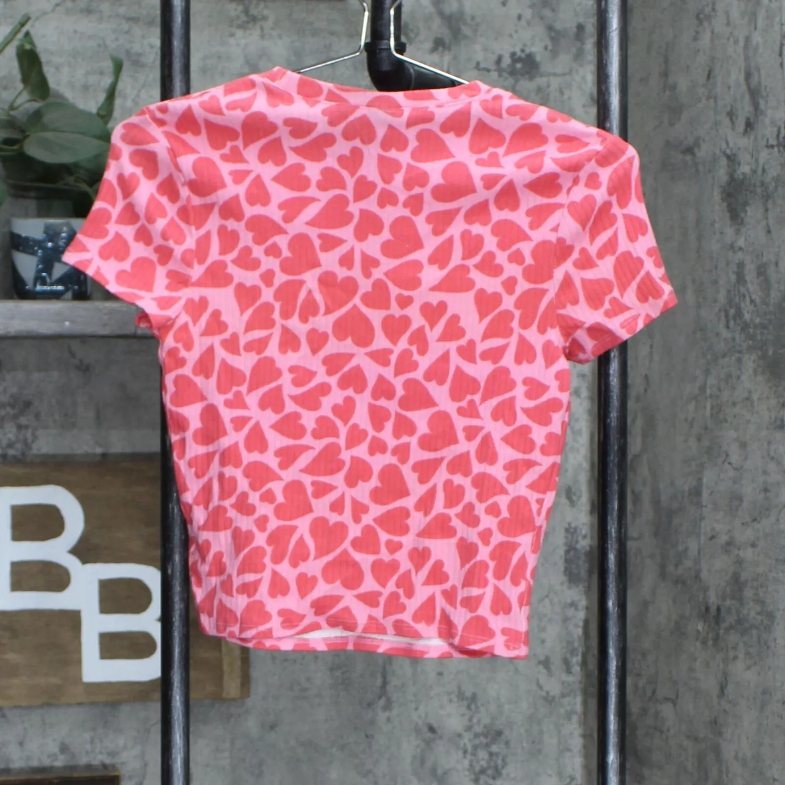 Wild Fable Women's Short Sleeve Slim Fit Baby T-Shirt Pink Hearts S