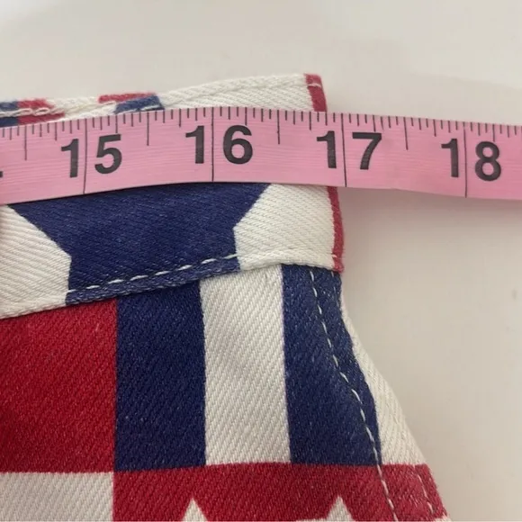 Wrangler Modern Denim Reworked Shorts In Independence 31